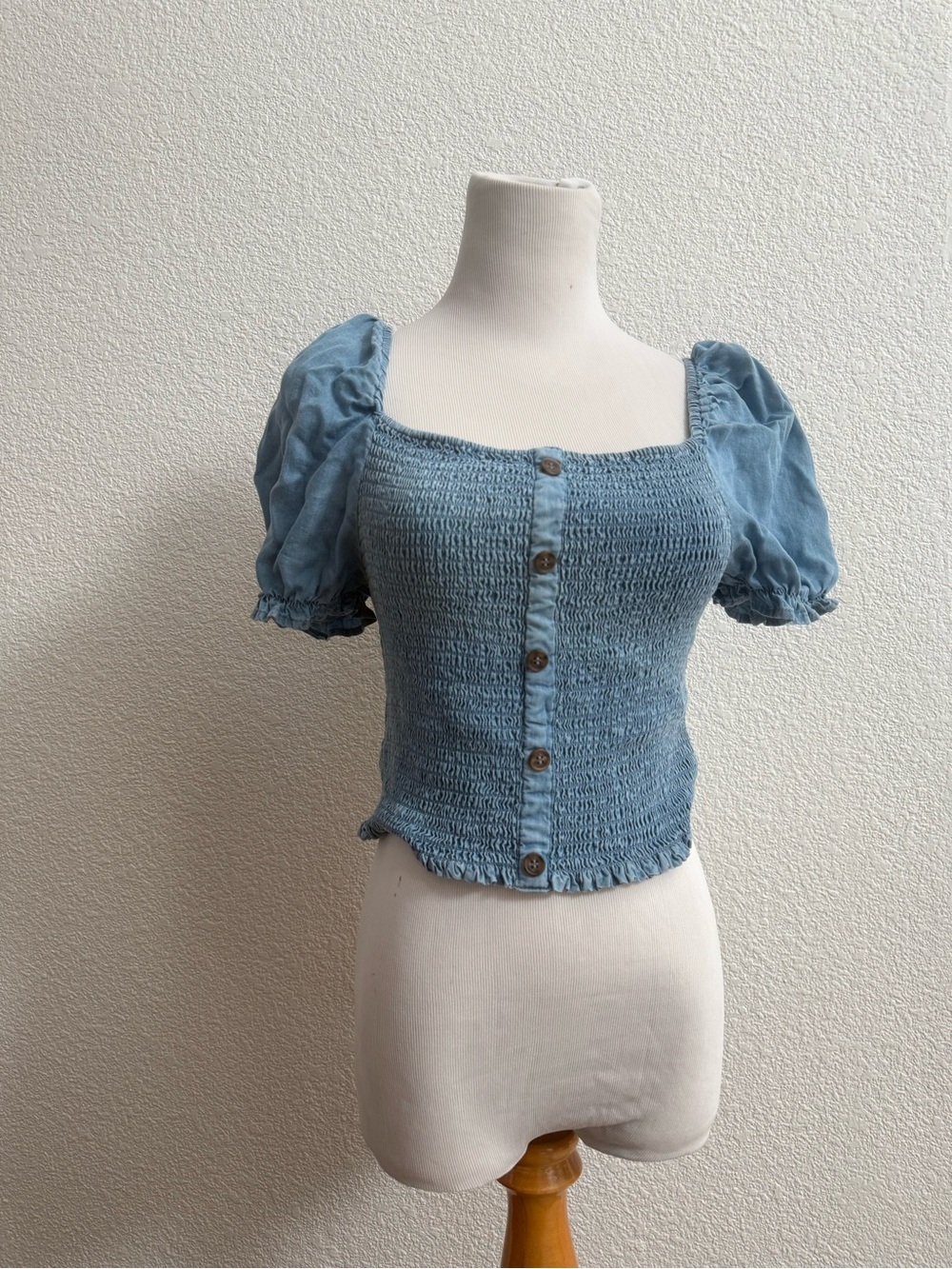 Nordstrom Light Blue Smocked Button-Front Puff Sleeve Crop Top